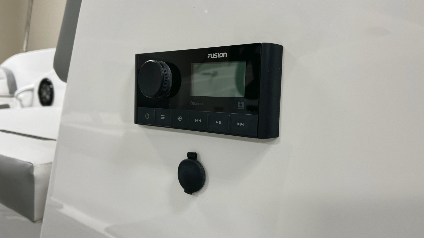 2023 Hurricane SunDeck Sport 205 OB Base - Photo 10